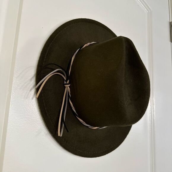 NWOT Tillys Olive Green Women’s Fedora Hat - One Size Fits All - Picture 5 of 10